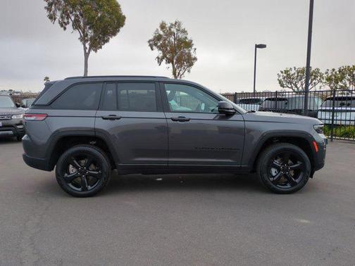 2025 Jeep Grand Cherokee Limited X