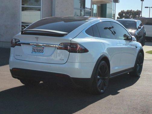 2017 Tesla Model X 75D