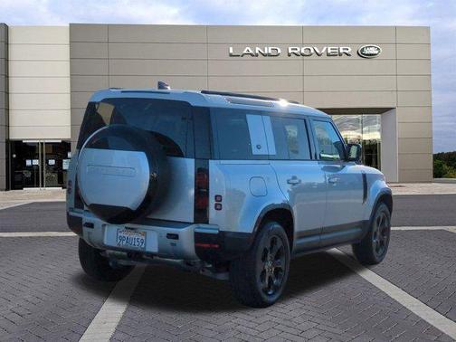 2024 Land Rover Defender 110 P400 S