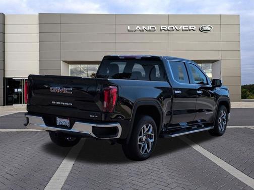 Onyx Black 2023 GMC Sierra 1500 SLT