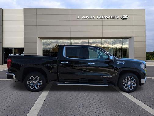 Onyx Black 2023 GMC Sierra 1500 SLT