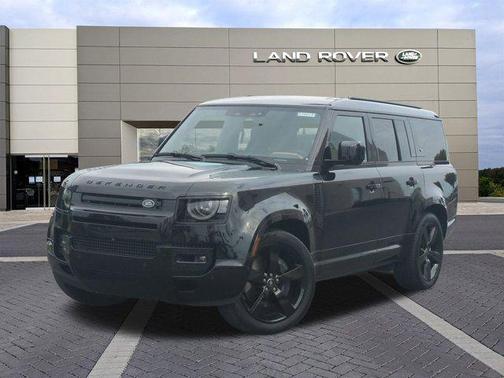 2024 Land Rover Defender 130 P400 X-Dynamic SE