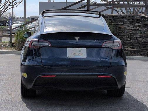 2021 Tesla Model Y Long Range Dual Motor All-Wheel Drive
