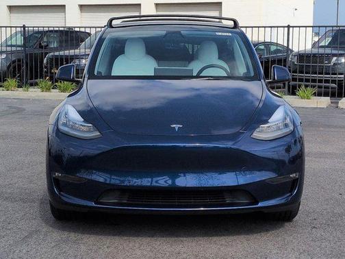2021 Tesla Model Y Long Range Dual Motor All-Wheel Drive