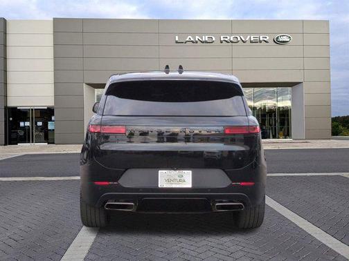2024 Land Rover Range Rover Sport SE