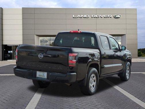 2024 Nissan Frontier S