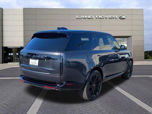2025 Land Rover Range Rover P530 SE