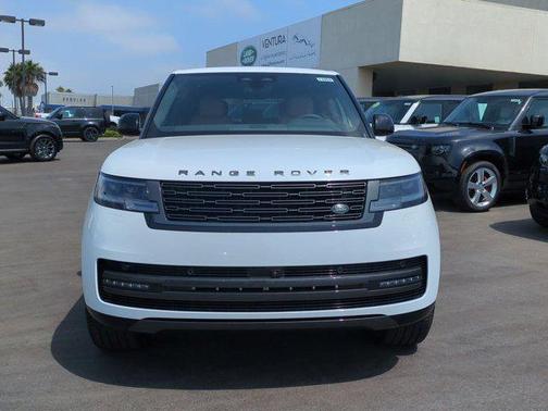 2025 Land Rover Range Rover P400 SE 7 Seat