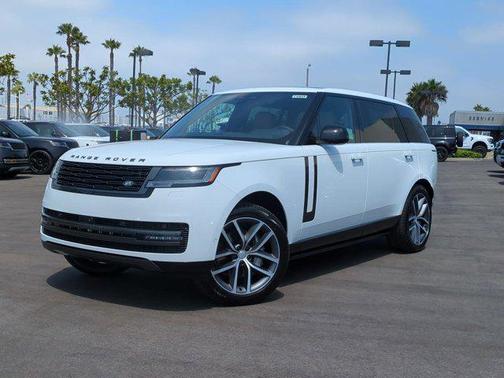 2025 Land Rover Range Rover P400 SE 7 Seat