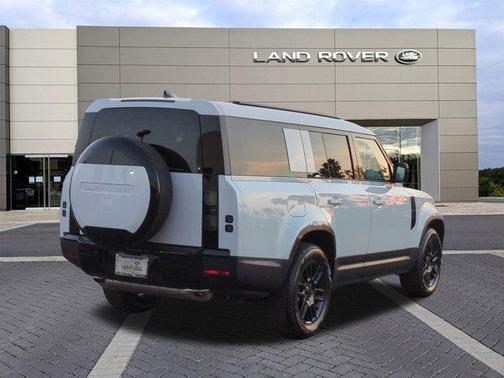 2026 Land Rover Defender P300 S