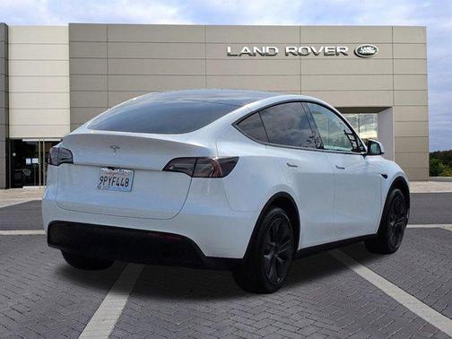 2025 Tesla Model Y Long Range Dual Motor Rear-Wheel Drive