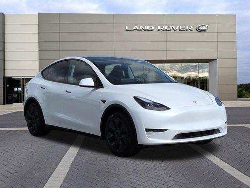 2025 Tesla Model Y Long Range Dual Motor Rear-Wheel Drive