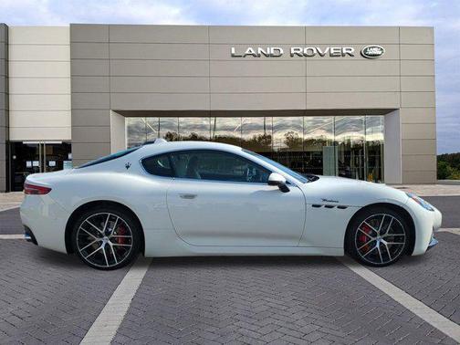 2024 Maserati GranTurismo Modena