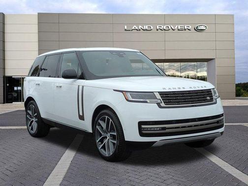 2025 Land Rover Range Rover P530 SE