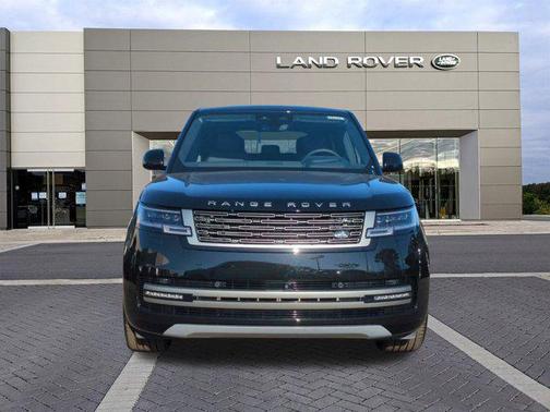 2025 Land Rover Range Rover P400 SE