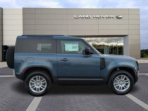 2025 Land Rover Defender 90 P300 S