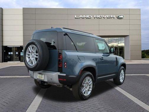 2025 Land Rover Defender 90 P300 S