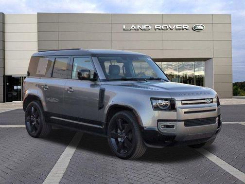 2024 Land Rover Defender 110 P400 X-Dynamic SE