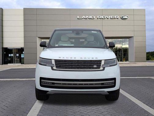 Fuji White 2026 Land Rover Range Rover P530 SE