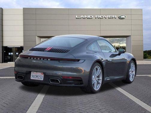 2022 Porsche 911 Carrera