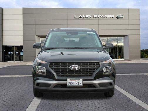 2022 Hyundai VENUE SE
