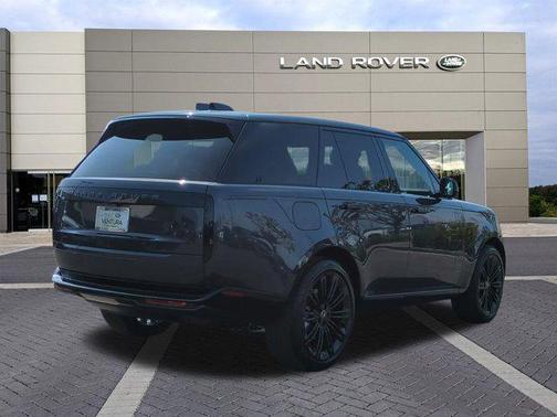 2025 Land Rover Range Rover P400 SE