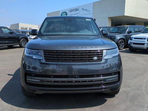 2025 Land Rover Range Rover P400 SE