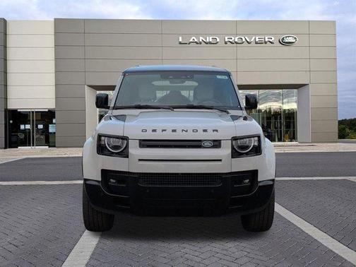 Borasco Grey Metallic 2026 Land Rover Defender P400 X-Dynamic SE