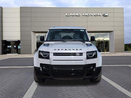 Borasco Grey Metallic 2026 Land Rover Defender P400 X-Dynamic SE