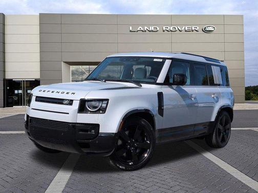 Borasco Grey Metallic 2026 Land Rover Defender P400 X-Dynamic SE