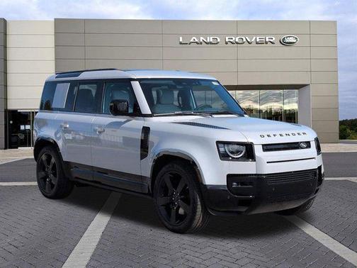 Borasco Grey Metallic 2026 Land Rover Defender P400 X-Dynamic SE