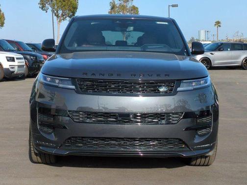 2024 Land Rover Range Rover Sport SE