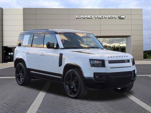 2025 Land Rover Defender 110 P400 X-Dynamic SE