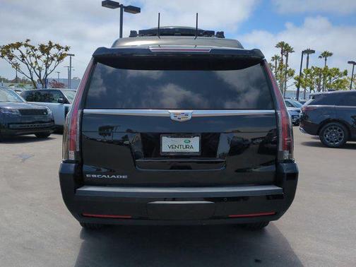 2017 Cadillac Escalade ESV Premium Luxury