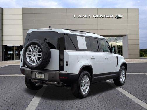 Fuji White 2026 Land Rover Defender P300 S