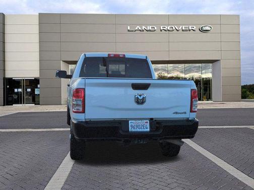 2021 RAM 2500 Tradesman Crew Cab 4x4 6'4' Box