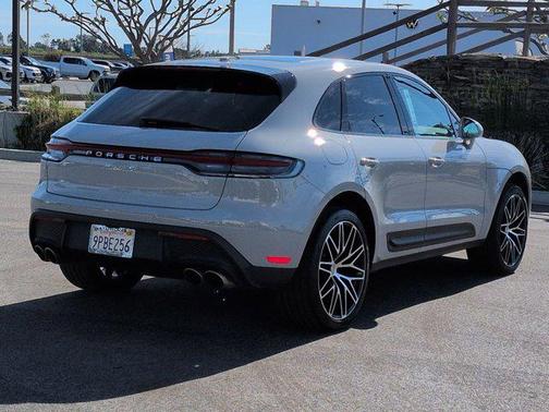 2024 Porsche Macan S