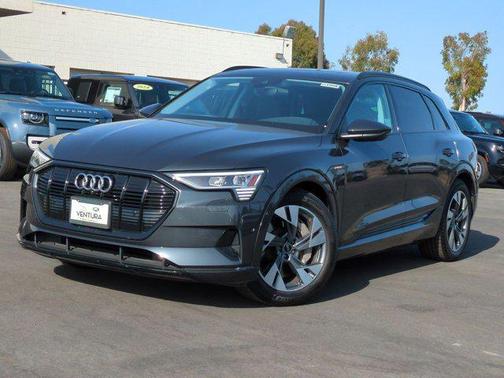2021 Audi e-tron Premium