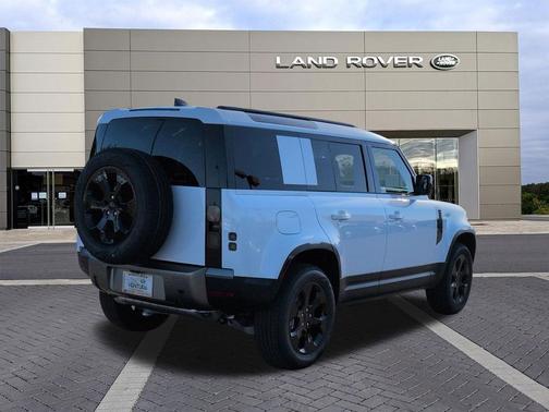 Fuji White 2026 Land Rover Defender P300 S