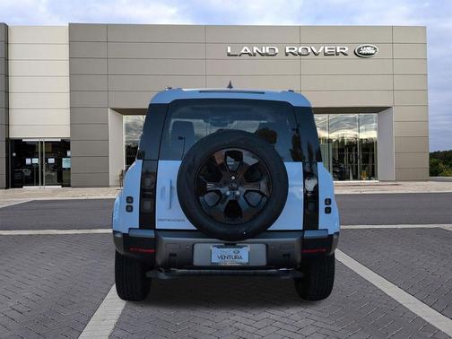 Fuji White 2026 Land Rover Defender P300 S