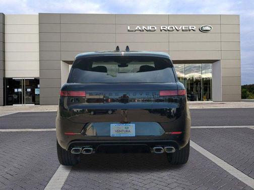 2025 Land Rover Range Rover Sport SE
