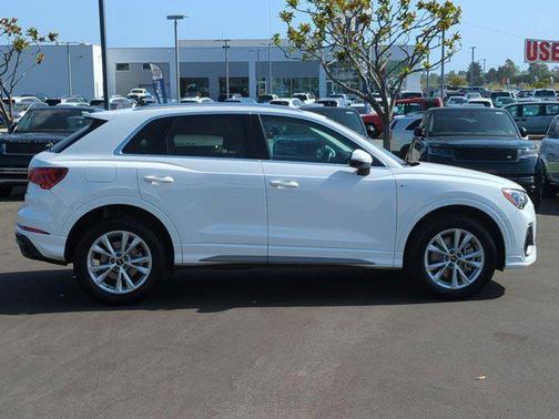 2022 Audi Q3 45 S line Premium