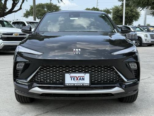 Ebony Twilight Metallic 2026 Buick Envista Avenir