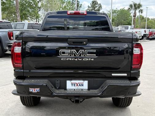 Onyx Black 2026 GMC Canyon Elevation