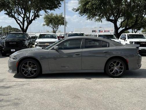 Destroyer Gray Clearcoat 2018 Dodge Charger SXT Plus
