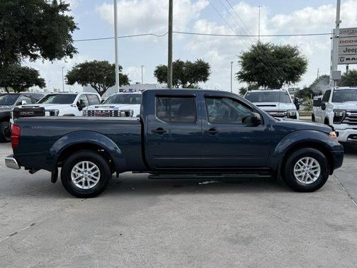 Arctic Blue Metallic 2018 Nissan Frontier SV