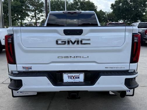 Glacier White 2026 GMC Sierra 3500 Denali Ultimate