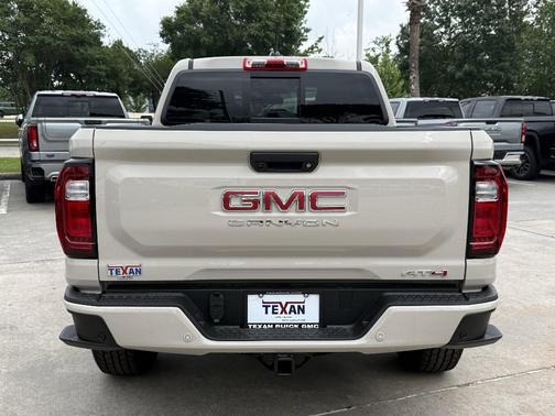 Dune 2026 GMC Canyon AT4
