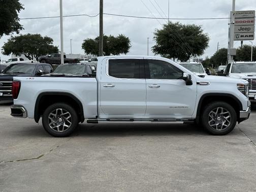 Glacier White 2026 GMC Sierra 1500 SLT