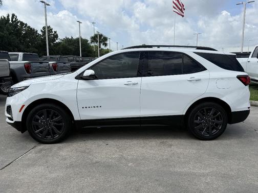 Summit White 2024 Chevrolet Equinox RS